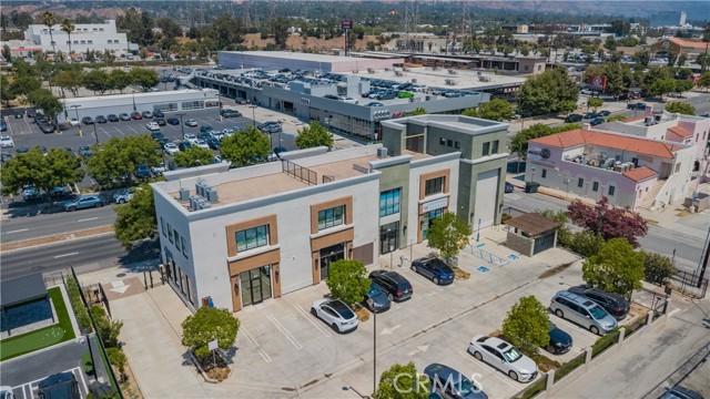 Image 11 of 16 For 2956 Colorado Boulevard
