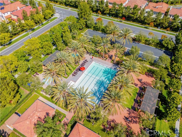51 Dunmore, Irvine CA: https://media.crmls.org/medias/225527b6-1fa3-47f1-8dbd-de2e43b23e7d.jpg