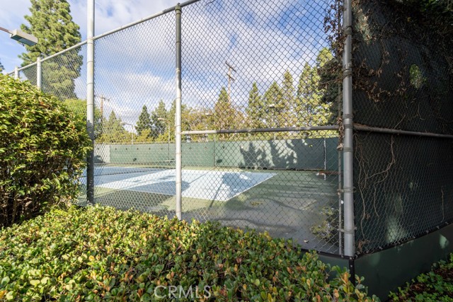 16211 Downey, 92 photo 34