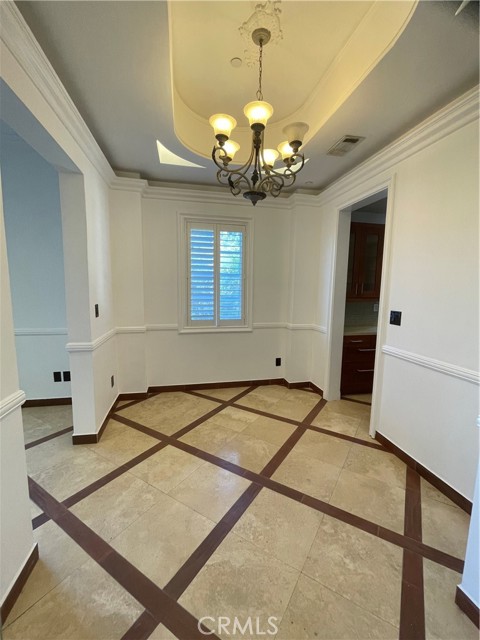 Detail Gallery Image 3 of 17 For 8655 Hillside, Los Angeles,  CA 90069 - 4 Beds | 4 Baths