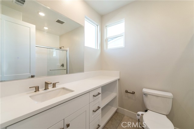 Detail Gallery Image 29 of 38 For 631 Cardona, Lake Forest,  CA 92630 - 5 Beds | 4 Baths