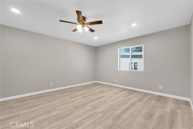 442 E Arrow, Upland CA: https://media.crmls.org/medias/2255bc85-fc68-447e-97fa-c3b6cf3e9ebf.jpg
