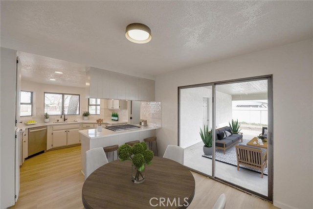 Detail Gallery Image 6 of 27 For 14455 Quinnault Rd, Apple Valley,  CA 92307 - 3 Beds | 2 Baths