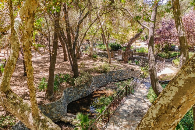 45200 Oak Manor Ct, Temecula CA: https://media.crmls.org/medias/22562933-31e6-4d22-8490-765dc01453c9.jpg