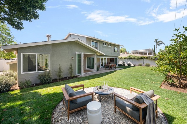 Detail Gallery Image 19 of 54 For 2880 Club House Rd, Costa Mesa,  CA 92626 - 5 Beds | 2/1 Baths