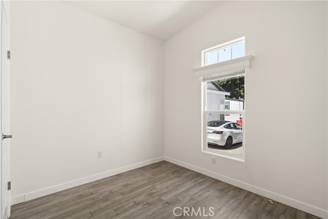 8250 Lankershim Boulevard, Space 19 photo 10