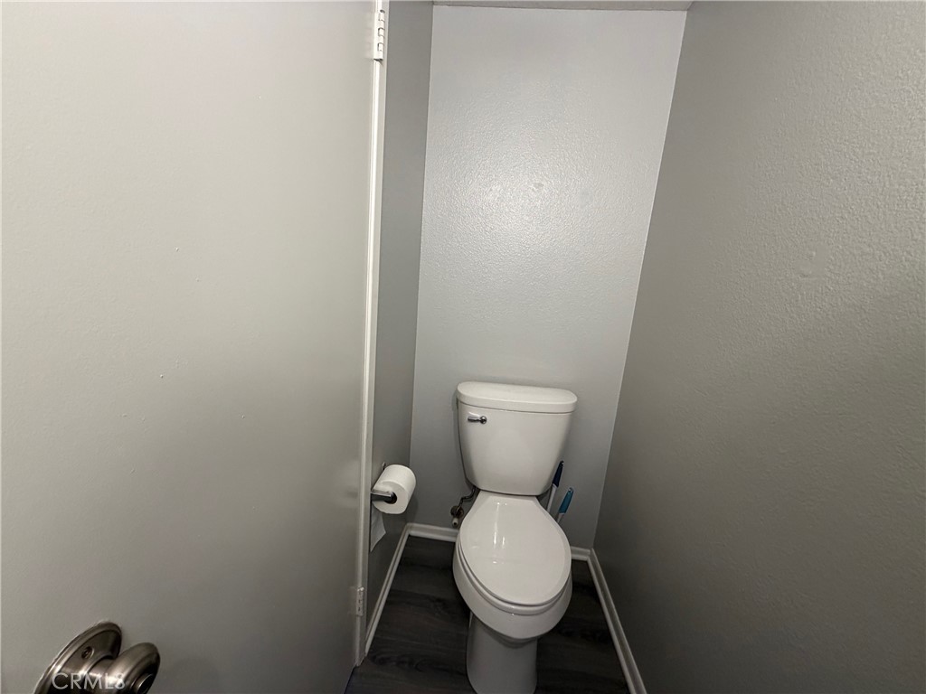 https://media.crmls.org/medias/2258557c-27b4-4ced-93a1-370ae65329bd.jpg?preset=X-Large