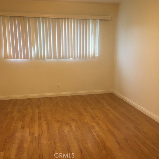1076 Balboa Drive, Arcadia CA: https://media.crmls.org/medias/22590300-998d-4889-8000-cccf0793bebf.jpg