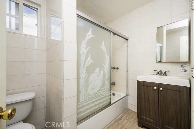 Detail Gallery Image 15 of 44 For 10933 Sampson Ave, Lynwood,  CA 90262 - 3 Beds | 2 Baths