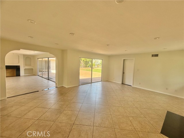 Detail Gallery Image 15 of 67 For 61 E Orange Grove, Arcadia,  CA 91006 - 3 Beds | 2/1 Baths