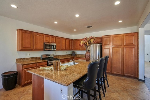 Detail Gallery Image 13 of 49 For 3525 Elker Rd, Corona,  CA 92882 - 4 Beds | 3/1 Baths