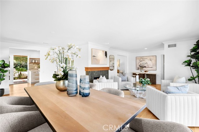 Detail Gallery Image 10 of 38 For 1218 Keel Dr, Corona Del Mar,  CA 92625 - 3 Beds | 2/1 Baths