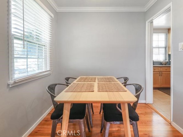 8318 Kittyhawk Avenue, Los Angeles CA: https://media.crmls.org/medias/225c6e9b-9b57-44b3-b643-4119a15a5937.jpg