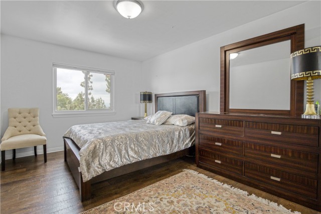 18238 Hastings Way, Porter Ranch CA: https://media.crmls.org/medias/225d91b3-19d3-4119-b084-d979adbacfcb.jpg