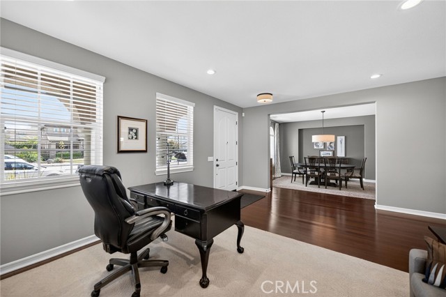 Detail Gallery Image 10 of 75 For 46093 Hunter Trail, Temecula,  CA 92592 - 5 Beds | 4/1 Baths