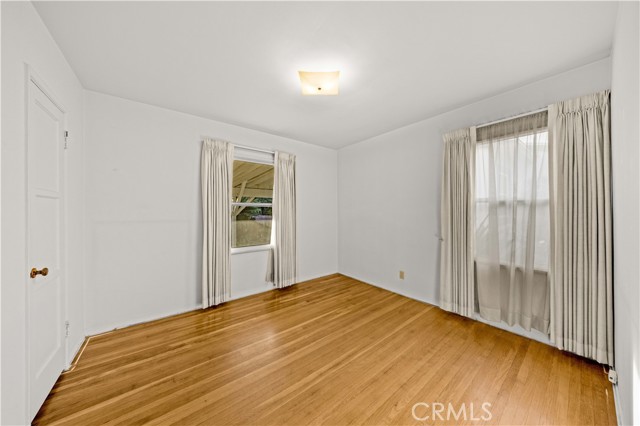 Detail Gallery Image 11 of 27 For 1905 Kenneth Way, Pasadena,  CA 91103 - 3 Beds | 1/1 Baths