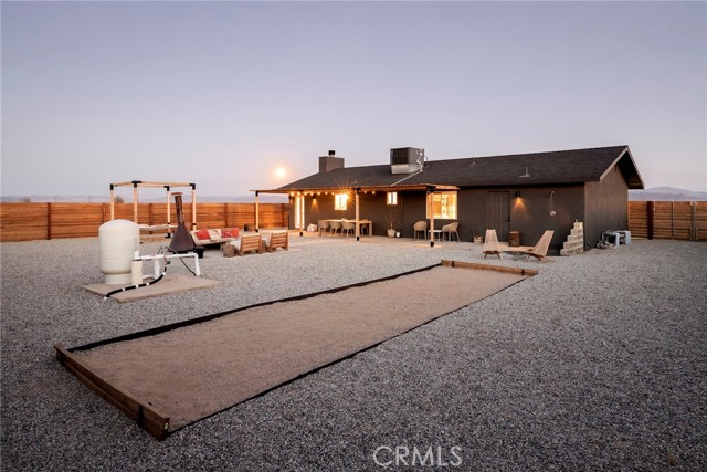 84328 Amboy Road, 29 Palms CA: https://media.crmls.org/medias/225e3245-8af1-4a82-ad60-b6da6ea4a54b.jpg