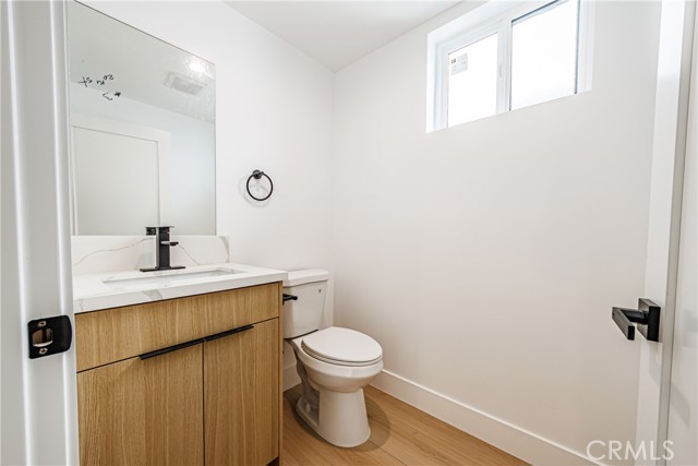 Detail Gallery Image 37 of 75 For 5209 W 20th, Los Angeles,  CA 90016 - – Beds | – Baths