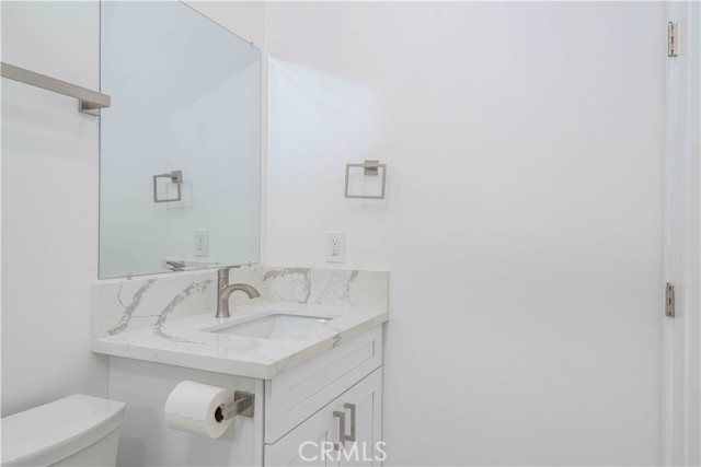 Detail Gallery Image 14 of 21 For 2722 Martha Ave, Torrance,  CA 90501 - 2 Beds | 2 Baths