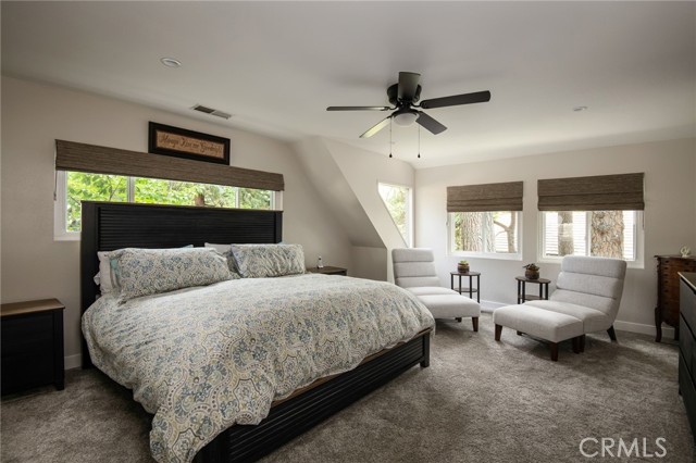 27843 Peninsula N Drive, Lake Arrowhead CA: https://media.crmls.org/medias/225fcc5d-029a-43c4-9e1a-4969e58d1abc.jpg
