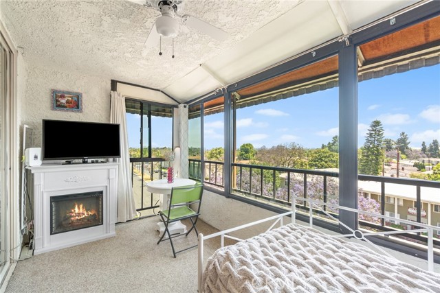4505 California Avenue, Long Beach CA: https://media.crmls.org/medias/225fd6bf-d04e-4e8f-84be-1ad86065fd4b.jpg