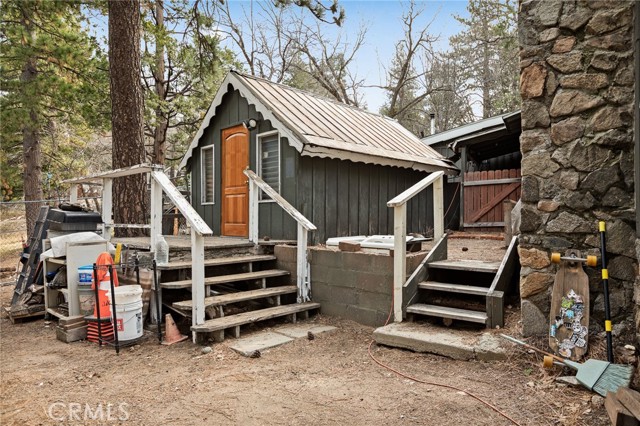 Detail Gallery Image 25 of 39 For 2667 Hunsaker, Running Springs,  CA 92382 - 4 Beds | 2 Baths