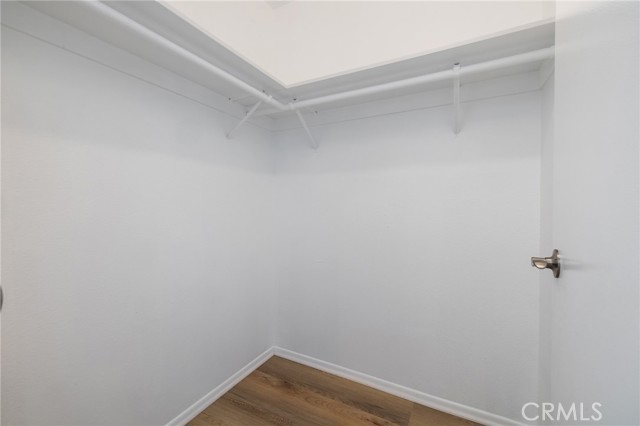 7038 De Celis Place, Van Nuys CA: https://media.crmls.org/medias/22613d52-b8f3-4299-80b8-51cd14d4b039.jpg