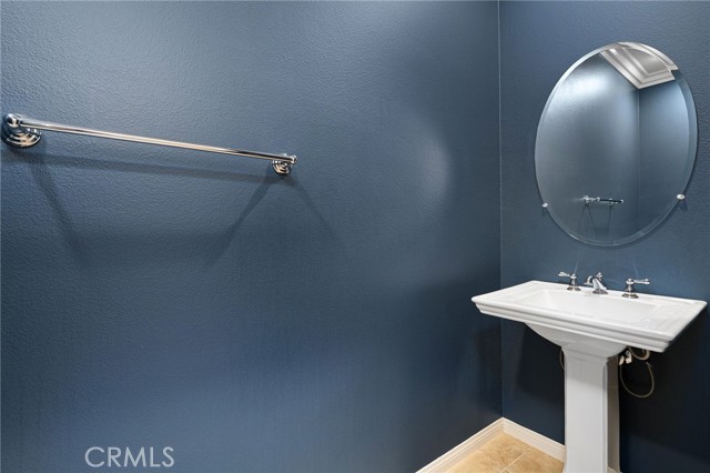 Detail Gallery Image 10 of 57 For 3203 S Edenglen Paseo #B,  Ontario,  CA 91761 - 2 Beds | 2/1 Baths