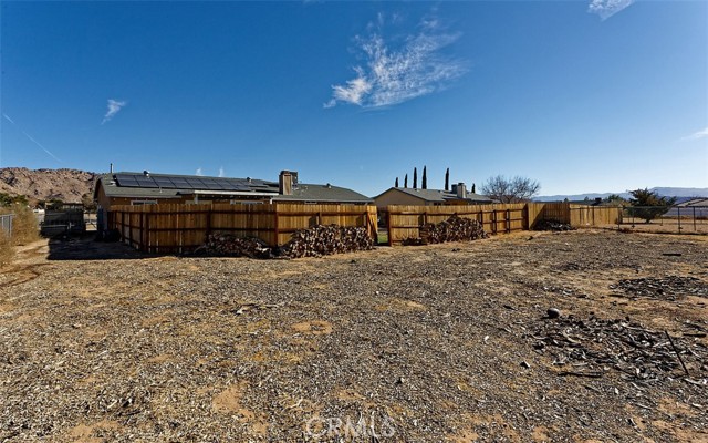 Detail Gallery Image 15 of 39 For 16656 Nawakwa Rd, Apple Valley,  CA 92307 - 3 Beds | 2 Baths