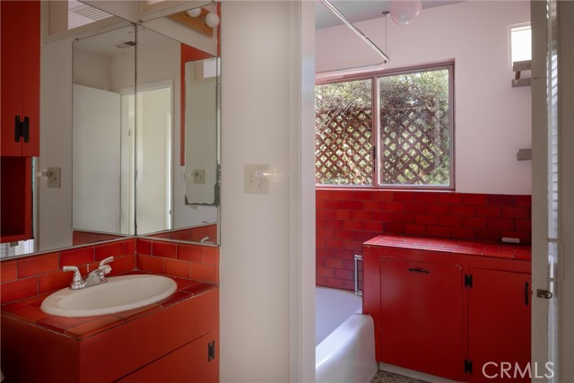 Detail Gallery Image 18 of 38 For 335 San Miguel Ave, San Luis Obispo,  CA 93405 - 4 Beds | 3 Baths