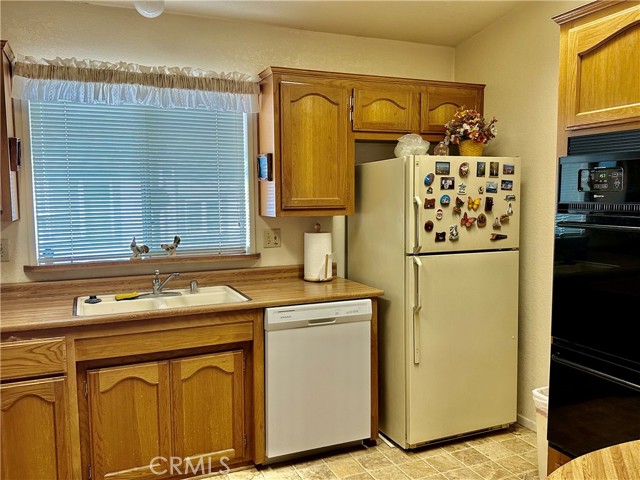 Detail Gallery Image 7 of 32 For 24414 University Ave #71,  Loma Linda,  CA 92354 - 2 Beds | 2 Baths