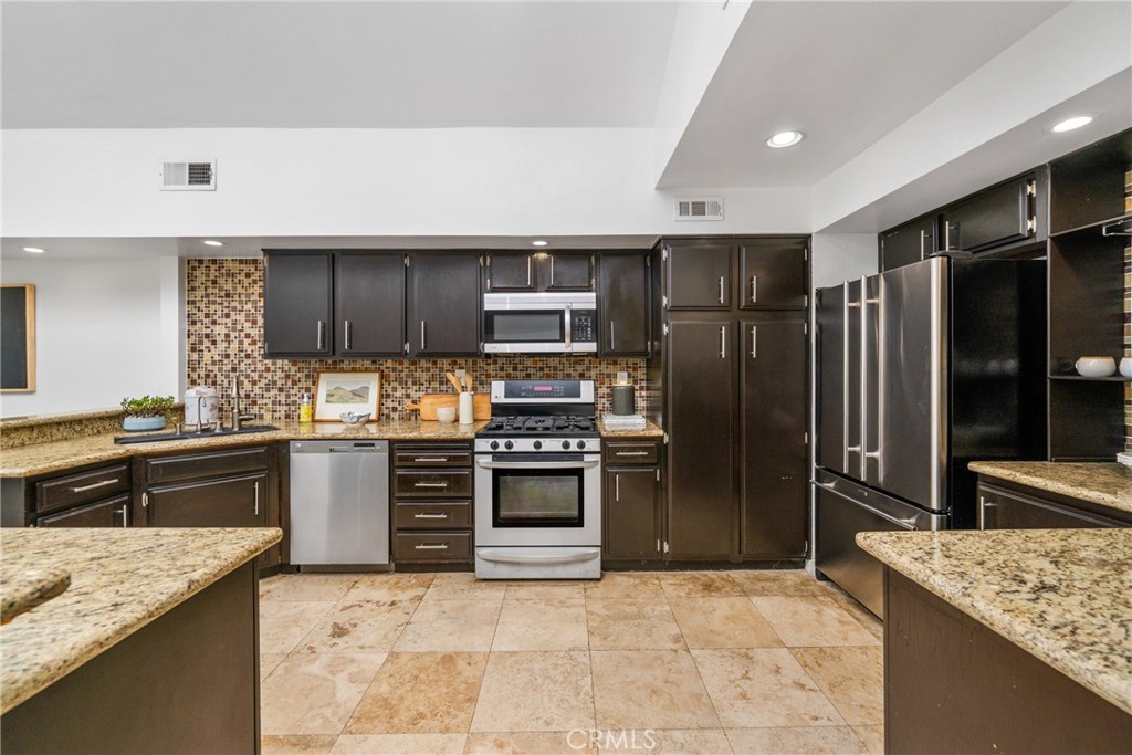 22626426 9ab5 4cdb Af58 D493b5a31611