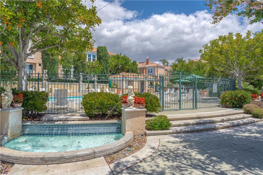 MLS #OC26118290 image #36