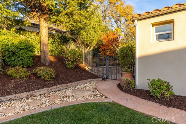 Detail Gallery Image 8 of 66 For 843 Hacienda Cir, Paso Robles,  CA 93446 - 4 Beds | 2/1 Baths
