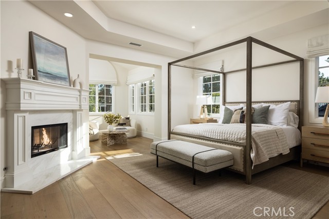 Detail Gallery Image 7 of 72 For 8 Gleneagles Dr, Newport Beach,  CA 92660 - 5 Beds | 5/1 Baths