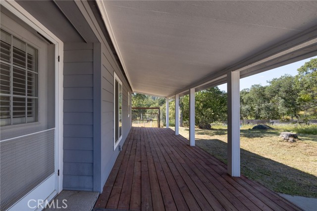 4372 Woodview Lane, Mariposa CA: https://media.crmls.org/medias/2263b734-f951-4fd8-93bc-5ddbb9d6805c.jpg