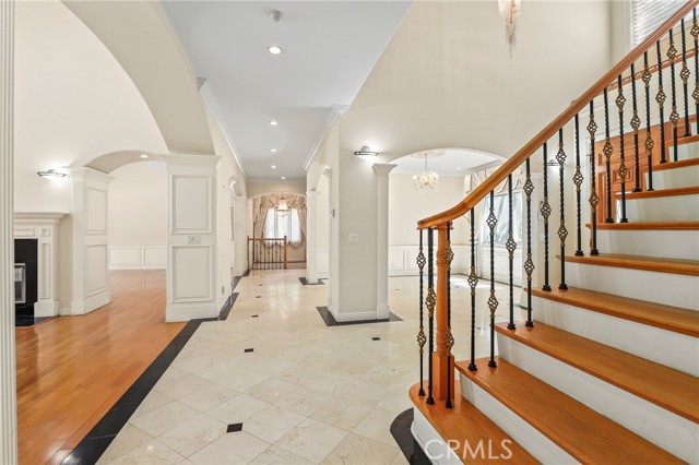 Detail Gallery Image 19 of 59 For 14659 Valley Vista, Sherman Oaks,  CA 91403 - 5 Beds | 4/1 Baths