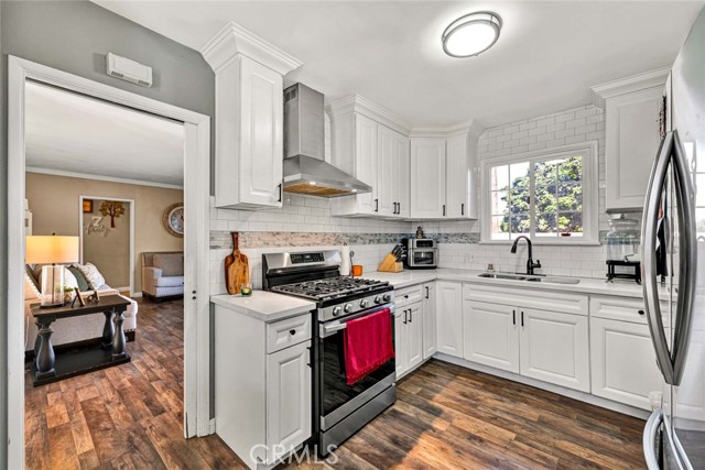 Detail Gallery Image 9 of 29 For 7901 Rockwell Ave, Midway City,  CA 92655 - 3 Beds | 2 Baths