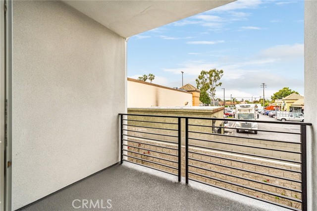 Detail Gallery Image 11 of 34 For 123 E 223rd St, Carson,  CA 90745 - 4 Beds | 4/1 Baths
