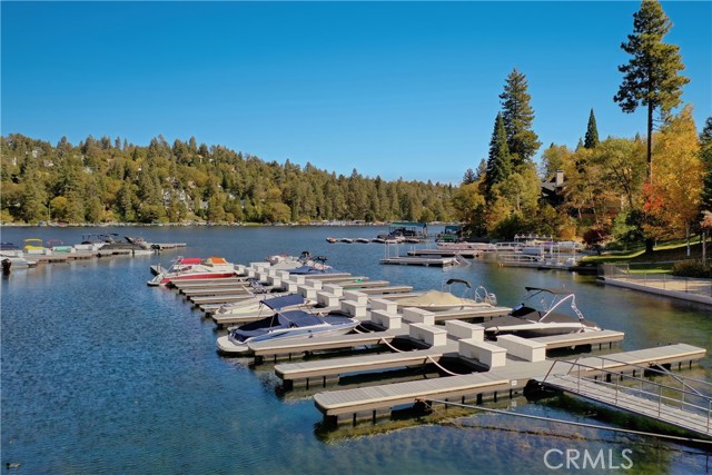 Detail Gallery Image 36 of 49 For 27625 High Knoll Rd #4,  Lake Arrowhead,  CA 92352 - 2 Beds | 2 Baths