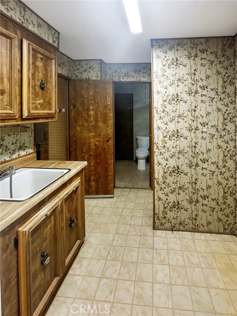 3500 Buchanan Street, Riverside CA: https://media.crmls.org/medias/2264d9bd-c1ab-4326-a8bd-5739e81f77a8.jpg