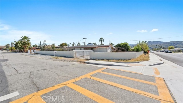 Detail Gallery Image 32 of 35 For 4325 E Calle De Carlos, Palm Springs,  CA 92264 - 3 Beds | 2 Baths