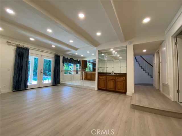 2072 Maverick Circle, La Verne CA: https://media.crmls.org/medias/22661dfa-37a9-424c-b128-5e3db2c12c42.jpg