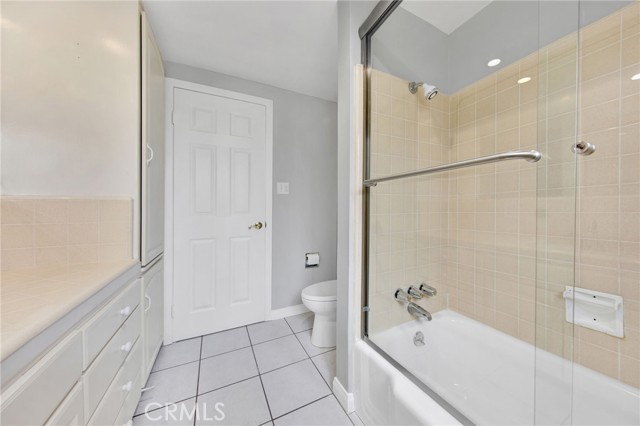 Detail Gallery Image 28 of 40 For 21016 Chatsworth St, Chatsworth,  CA 91311 - 4 Beds | 2/1 Baths