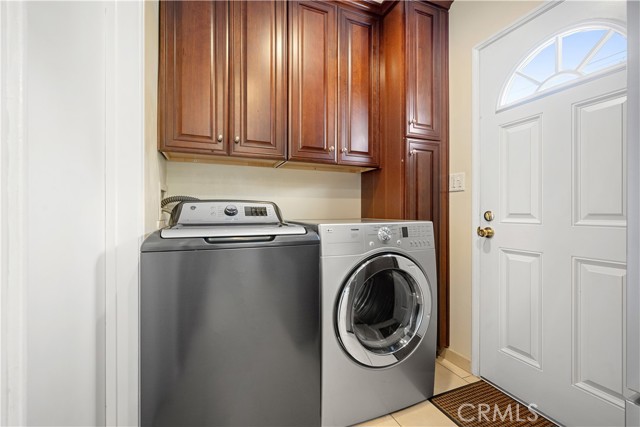 Detail Gallery Image 15 of 34 For 841 Irving, Burbank,  CA 91504 - 3 Beds | 2 Baths