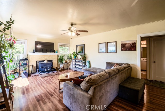 Detail Gallery Image 6 of 43 For 250 Pasadena Ave, Sonora,  CA 95370 - 3 Beds | 1/1 Baths
