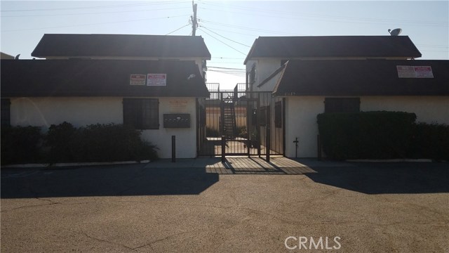 10617 S Main St, Los Angeles, CA 90003