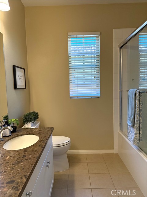 Detail Gallery Image 34 of 50 For 22 Oakfield, Irvine,  CA 92620 - 3 Beds | 2/1 Baths