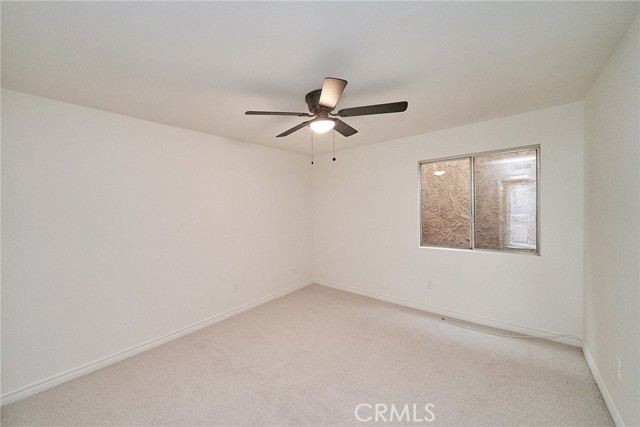 Detail Gallery Image 18 of 45 For 3481 Stancrest Dr #302,  Glendale,  CA 91208 - 3 Beds | 2 Baths