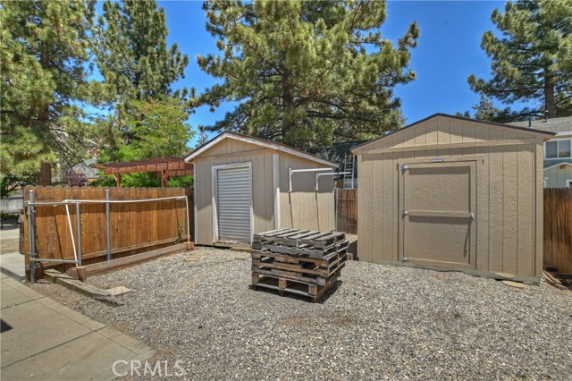 Detail Gallery Image 39 of 50 For 1055 Hugo Ln, Big Bear City,  CA 92314 - 3 Beds | 2 Baths